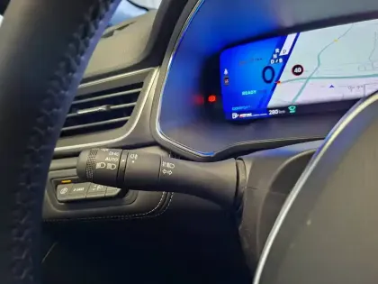 Photo 120 Renault Symbioz  E-Tech full hybrid 145