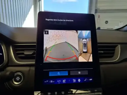 Photo 43 Renault Symbioz  E-Tech full hybrid 145