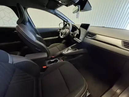 Photo 11 Renault Symbioz  E-Tech full hybrid 145