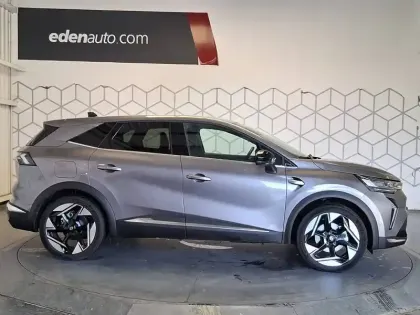 Photo 49 Renault Symbioz  E-Tech full hybrid 145