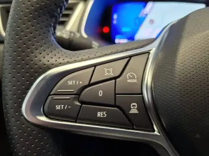 Photo 74 Renault Symbioz  E-Tech full hybrid 145