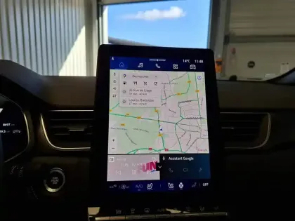 Photo 80 Renault Symbioz  E-Tech full hybrid 145