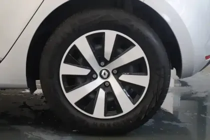 Photo 26 Renault Clio  TCe 90