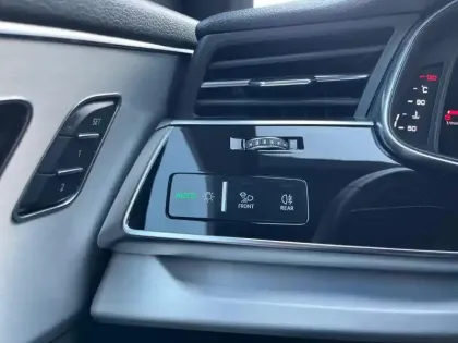 Photo 21 Audi Q8  50 TDI 286 Tiptronic 8 Quattro