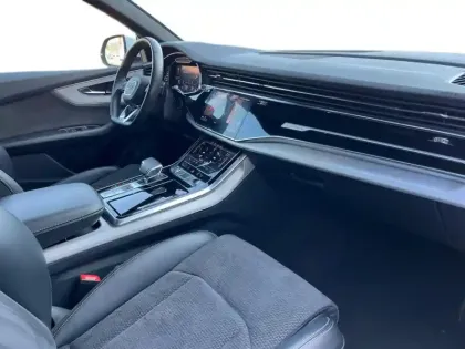 Photo 11 Audi Q8  50 TDI 286 Tiptronic 8 Quattro