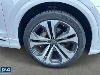 Photo 8 Audi Q8  50 TDI 286 Tiptronic 8 Quattro