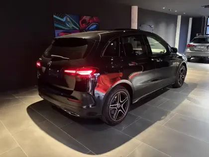 Photo 41 Mercedes Classe B  250 e 8G-DCT