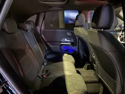 Photo 43 Mercedes Classe B  250 e 8G-DCT