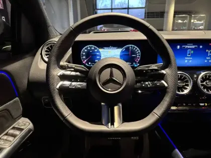 Photo 25 Mercedes Classe B  250 e 8G-DCT