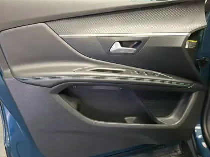 Photo 15 Peugeot 3008  Puretech 130ch S&S BVM6