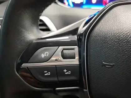 Photo 18 Peugeot 3008  Puretech 130ch S&S BVM6