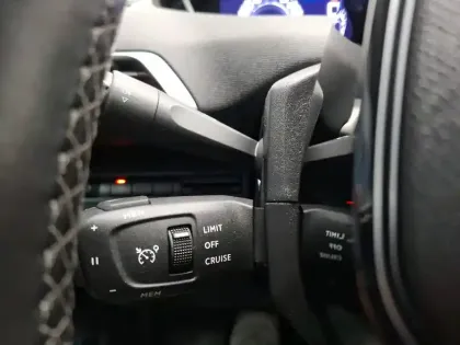 Photo 19 Peugeot 3008  Puretech 130ch S&S BVM6