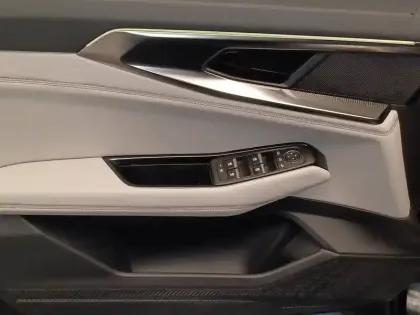 Photo 87 Renault Espace  E-Tech hybrid 200