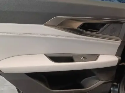 Photo 83 Renault Espace  E-Tech hybrid 200