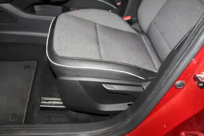 Photo 25 Renault Captur  E-Tech Plug-in 160