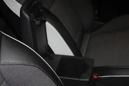 Photo 112 Renault Captur Gén. II (HJB) Ph1 Intens 5