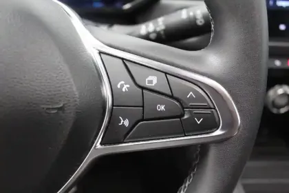 Photo 5 Renault Captur  E-Tech Plug-in 160