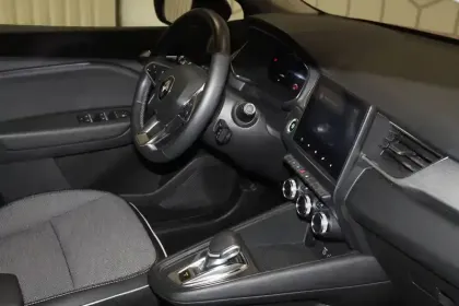 Photo 45 Renault Captur  E-Tech Plug-in 160