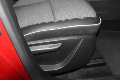 Photo 75 Renault Captur Gén. II (HJB) Ph1 Intens 5