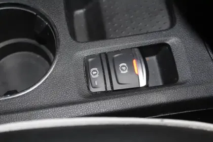 Photo 33 Renault Captur  E-Tech Plug-in 160