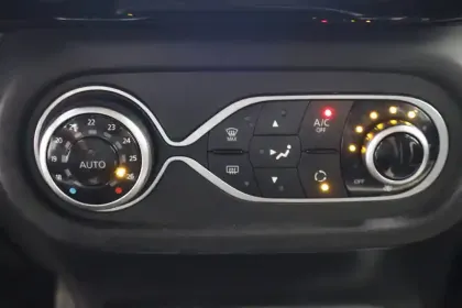 Photo 41 Renault Twingo  III SCe 65