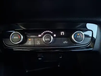 Photo 38 Opel Corsa  Electrique 136 ch & Batterie 50 kWh