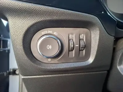 Photo 27 Opel Corsa  Electrique 136 ch & Batterie 50 kWh