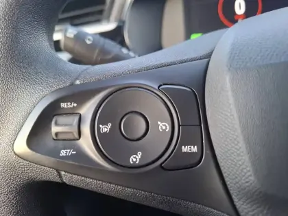 Photo 28 Opel Corsa  Electrique 136 ch & Batterie 50 kWh