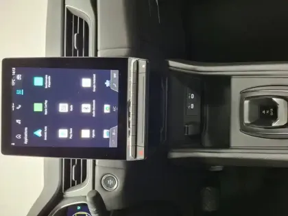 Photo 26 Renault Captur  E-Tech full hybrid 160 ch