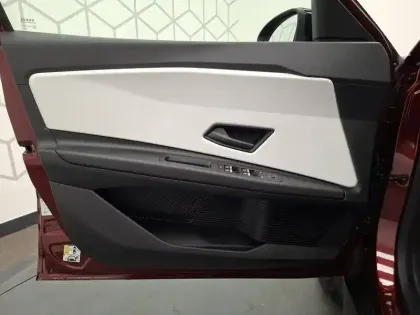 Photo 35 Renault 4 Renault  E-Tech Electrique 120 ch autonomie urbaine