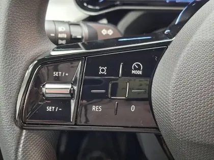 Photo 17 Renault 4 Renault  E-Tech Electrique 120 ch autonomie urbaine