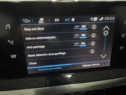 Photo 38 Peugeot 2008  PureTech 130 S&S BVM6