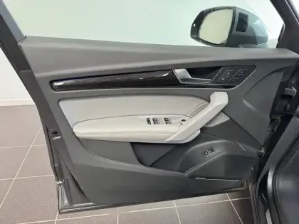 Photo 8 Audi Q5  2.0 TFSI 252 S tronic 7 Quattro