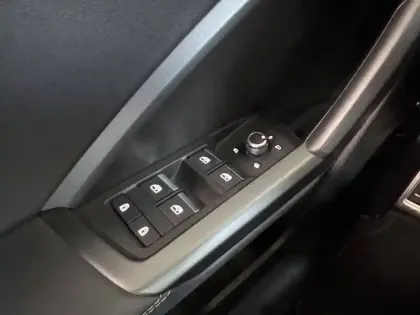 Photo 18 Audi Q3  Sportback 45 TFSIe  245 ch S tronic 6