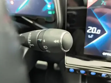 Photo 16 DS DS 7 DS7 Crossback Hybride E-Tense 225 EAT8 Rivoli