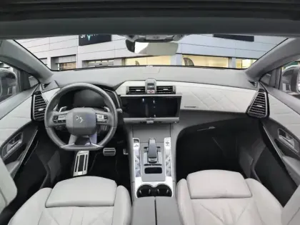 Photo 9 DS DS 7 DS7 Crossback Hybride E-Tense 225 EAT8 Rivoli