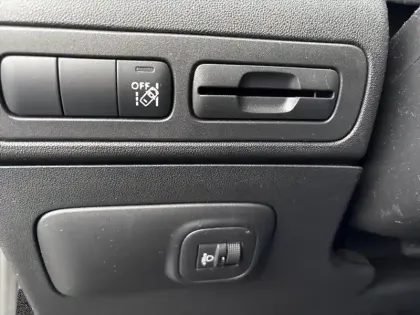 Photo 12 Citroën C3 Aircross  BlueHDi 110 S&S BVM6 Feel Pack Business