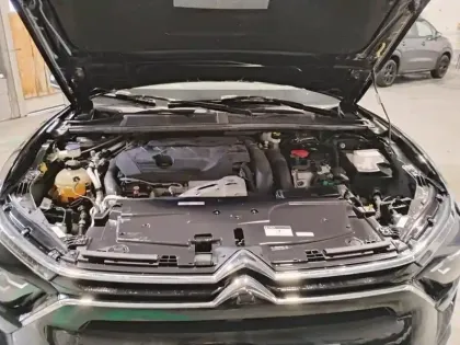 Photo 6 Citroën C5  X Hybride Rechargeable 225 S&S e-EAT8 Shine Pack