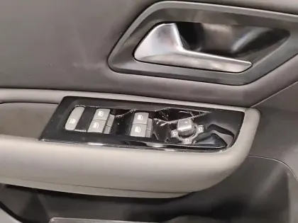 Photo 19 Citroën C5  X Hybride Rechargeable 225 S&S e-EAT8 Shine Pack