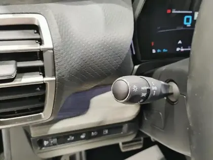 Photo 16 Citroën C5  X Hybride Rechargeable 225 S&S e-EAT8 Shine Pack