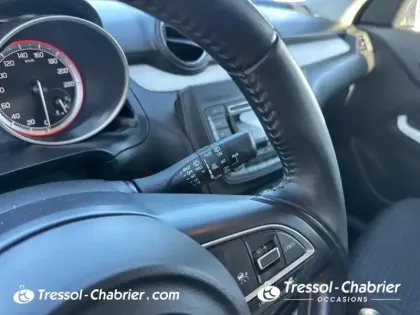 Photo 17 Suzuki Swift Gén. IV Ph2 Avantage 5