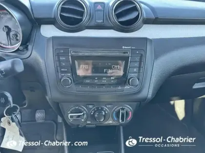 Photo 10 Suzuki Swift Gén. IV Ph2 Avantage 5