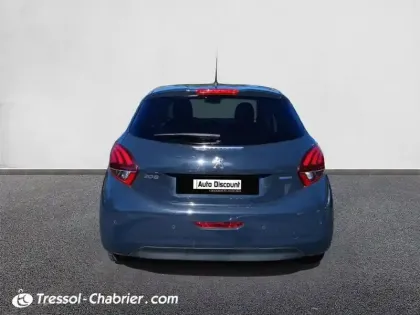 Photo 16 Peugeot 208  1.2 PureTech 82ch BVM5 Style