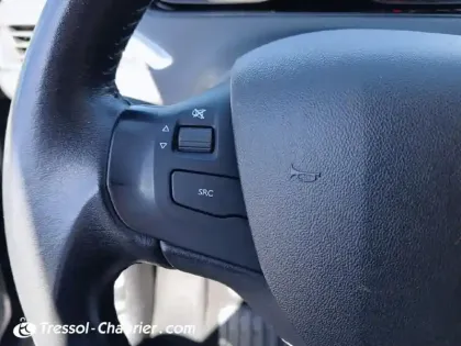 Photo 15 Peugeot 208  1.2 PureTech 82ch BVM5 Style