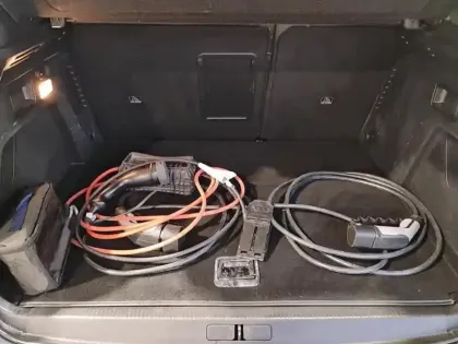 Photo 7 Peugeot 3008  Hybrid 225 e-EAT8 Allure Pack