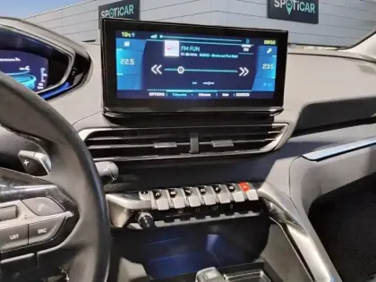 Photo 21 Peugeot 3008  Hybrid 225 e-EAT8 Allure Pack