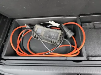 Photo 26 Peugeot 3008  Hybrid 225 e-EAT8 GT