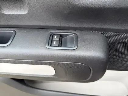 Photo 19 Citroën C3  PureTech 83 ch BVM5 You