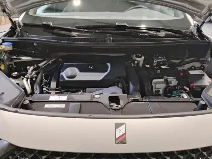 Photo 6 DS DS 7 DS7 Crossback Hybride E-Tense 225 EAT8 Performance Line