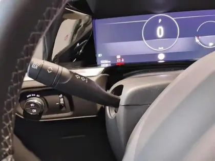 Photo 16 Opel Grandland  1.2 Turbo 130 ch Elegance Business